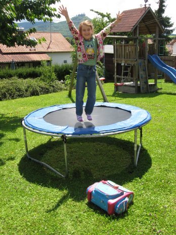 Trampolin, Ferien