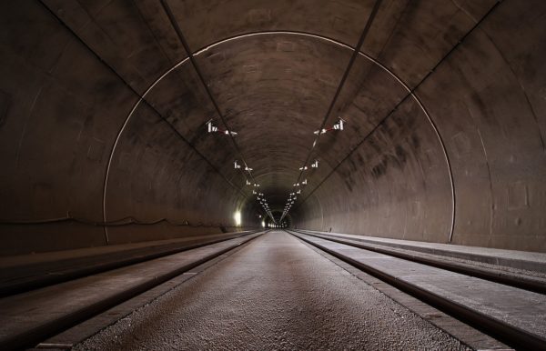 Der Blick im Tunnel oder wo auf der Treppe stehst du